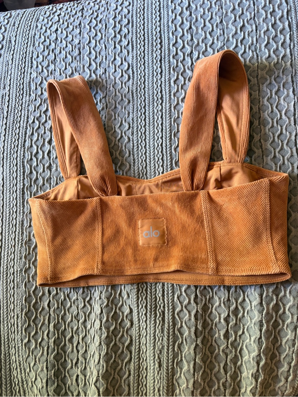 ALO Yoga Micro Corduroy Crop Toffee Color Size Medium Winter Break - Picture 3 of 5